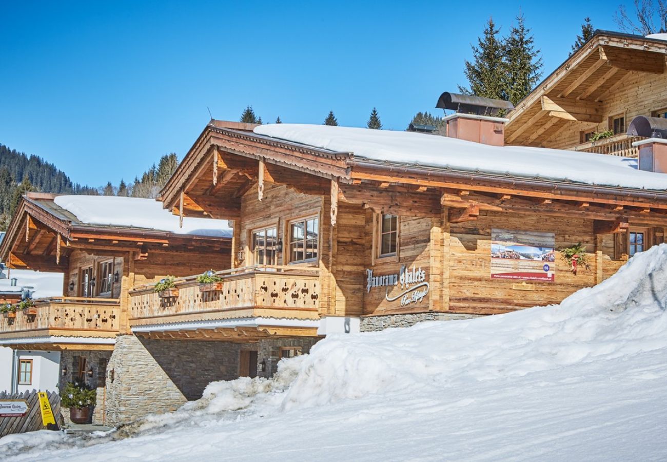 Chalet in Saalbach - Panorama Chalets - Chalet Smaragd