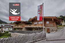 Chalet in Saalbach - Panorama Chalets - Chalet Smaragd