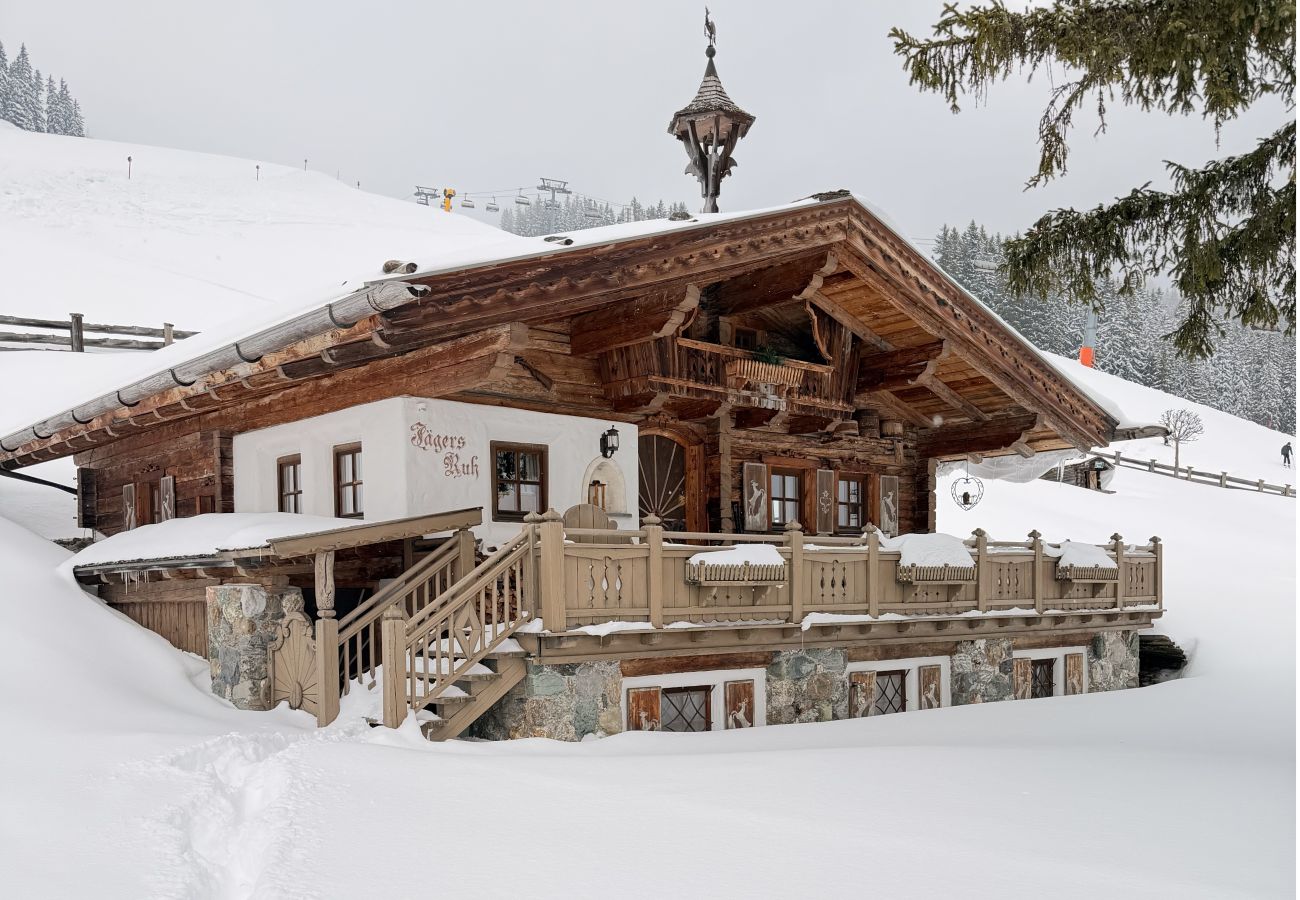 Chalet in Saalbach - Panorama Alm Chalets - Jägersruh Eins